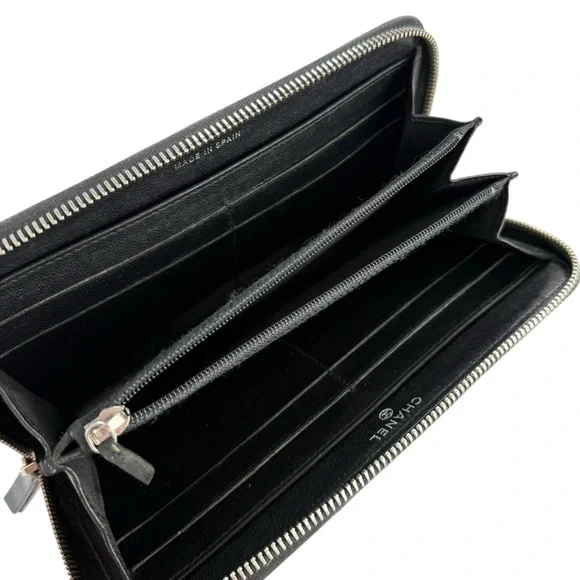 CHANEL Authentic Mademoiselle Black Quilted Wallet - Picture 5 of 9
